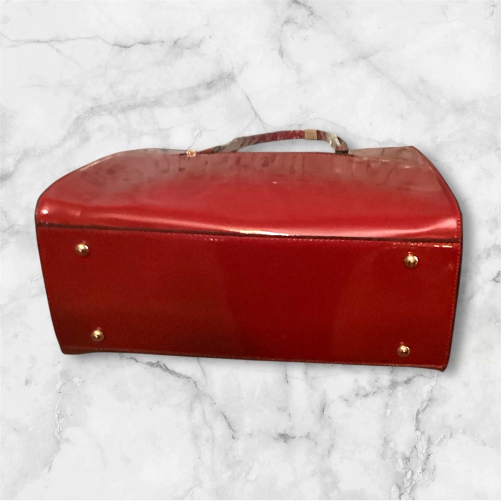 Red Quilted Handbag & Wallet Set - Picture 8 of 11